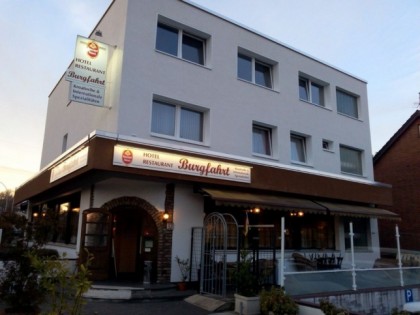 照片:  Burgfahrt